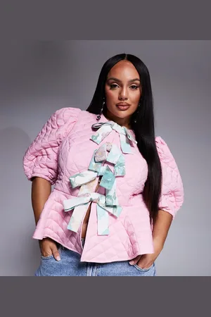 ASOS Top guateado con mangas abullonadas y lazos en la parte delantera de Curve