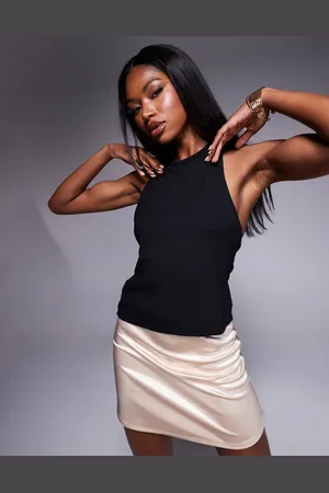 ASOS Top con cuello halter y detalle de herraje en la espalda de
