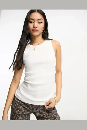 AWARE Camiseta blanca sin mangas con cuello de nadadora de