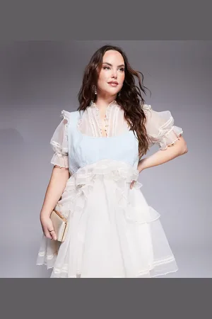 ASOS Vestido corto color de organza con adornos de perlas y panel en el pecho de denim de Curve-Blanco
