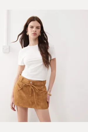 Monki Minifalda tostada de talle bajo de estilo wéstern con detalle de lazada en la cintura de antelina de -Marrón