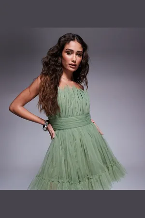 Lace & Beads Vestido corto verde estructurado con escote palabra de honor de