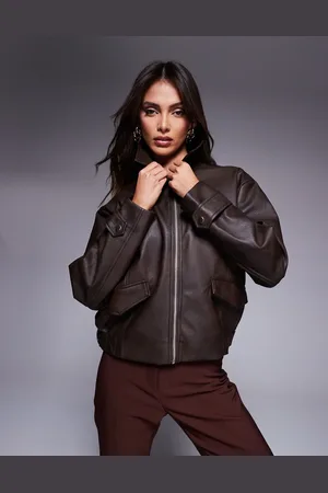 River Island Chaqueta bomber con acabado desgastado de