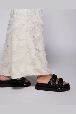 River Island Sandalias dad negras con diseño de tiras acolchadas de