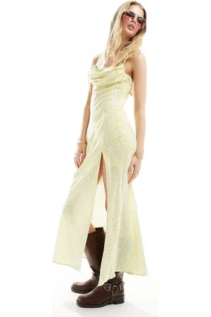 Kiss The Sky Vestido largo color de tirantes con estampado floral y cuello desbocado de -Amarillo