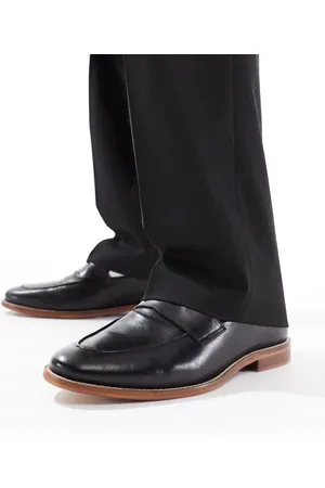 Schuh Mocasines negros de cuero Rune de