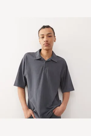 COLLUSION Camiseta lavado de corte cuadrado con cuello tipo polo de