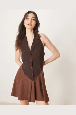 ASOS Vestido corto de cuello halter con botones de