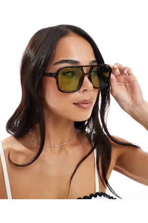 AJ Morgan Gafas de sol de estilo aviador y efecto carey con lentes verdes York de