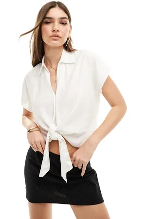 New Look Camisa hueso con lazada delantera de tejido efecto lino de