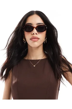 Pieces® Gafas de sol efecto carey con montura ovalada y lentes negras tintadas de -Marrón