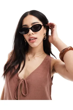 Pieces® Gafas de sol negras con montura ovalada y lentes negras tintadas de
