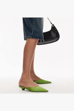 Topshop Zapatos de salón verdes de tacón bajo de satén Dakota de