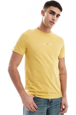 Fred Perry Camiseta amarilla con logo en la parte central del pecho de