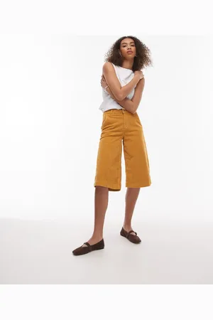 Topshop Pantalones cortos color de corte alargado y pernera barrel de sarga de algodón de -Neutro