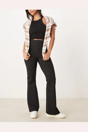VERO MODA Pantalones de campana negros elásticos de corte slim de