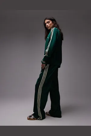 adidas Pantalones de chándal de corte suelto Firebird exclusivos en ASOS de