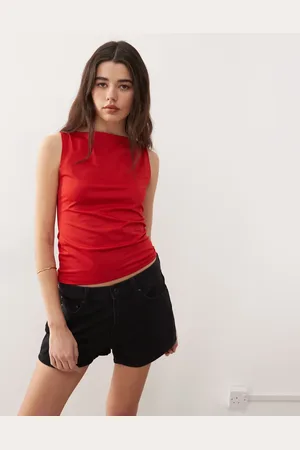 Weekday Top sin mangas con cuello barco Annie de