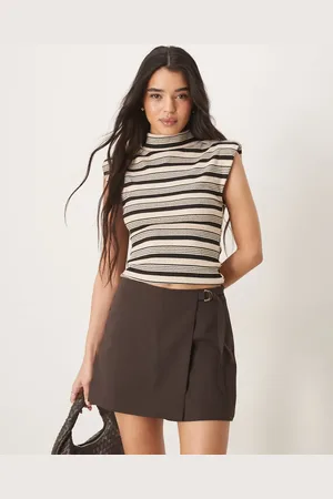 ASOS Camiseta color camel y negra a sin mangas con hombreras y cuello alto de -Blanco