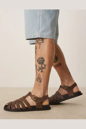 ASOS Sandalias marrones estilo cangrejeras de