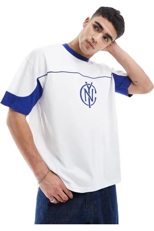 ASOS Camiseta blanca extragrande con diseño de paneles y estampado gráfico deportivo de