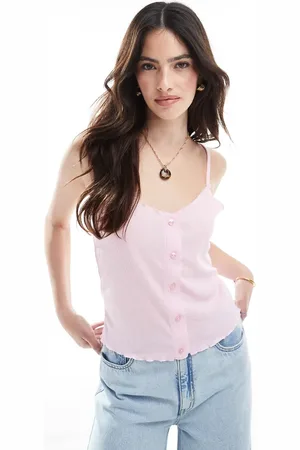 Pieces® Top rosa pétalo de tirantes con bajo ondulado de