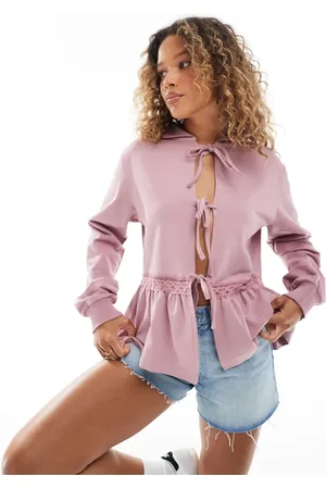 Miss Selfridge Sudadera encaje con capucha, lazada en la cintura y ribete de encaje de