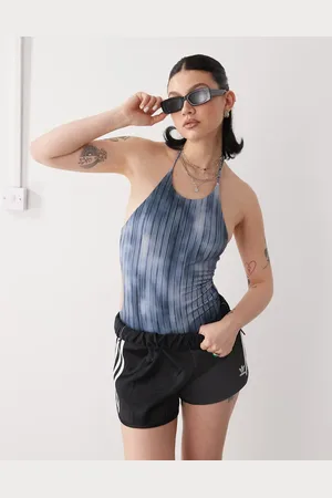 Weekday Bañador azul a rayas con cuello halter y espalda descubierta y lazada de