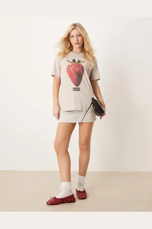 Abercrombie & Fitch Camiseta de manga corta entallada con estampado de fresa adornado de -Neutro