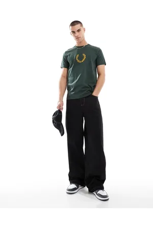 Fred Perry Camiseta con logo de corona de laurel texturizado de