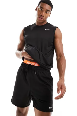 Nike Camiseta negra de tirantes Dri-FIT Legend de
