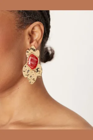 ASOS Pendientes largos dorados con diseño repujado y piedras semipreciosas de