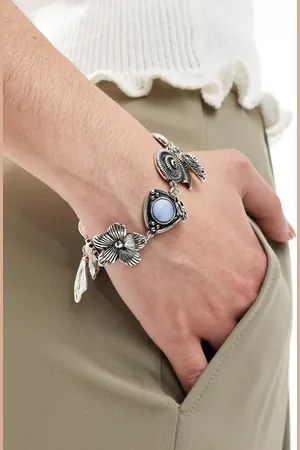 ASOS Pulsera plateada con detalle de piedras de imitación de edición limitada de