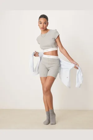 Calvin Klein Leggings cortos grises de canalé de