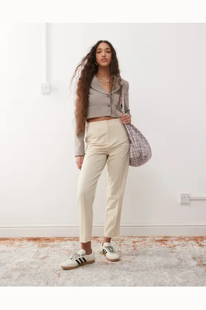 Miss Selfridge Pantalones básicos de corte cigarette de -Negro