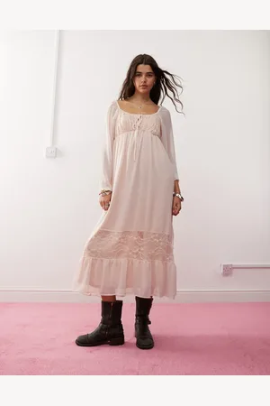 Reclaimed Vestido largo rosa pastel de estilo boho con volantes de