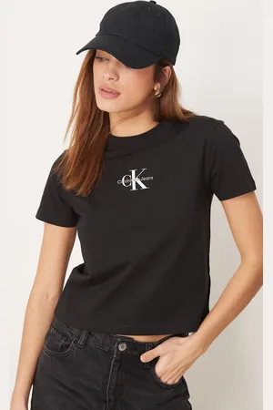 Calvin Klein Camiseta negra con diseño encogido y logo de monograma de -Negro