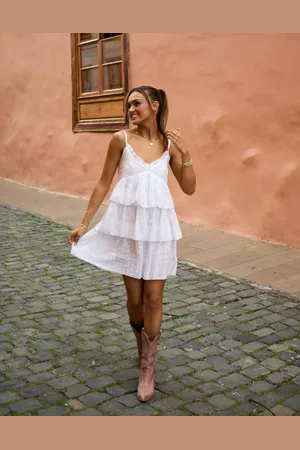 South Beach Vestido playero corto con diseño escalonado de bordado inglés de x Misha Grimes