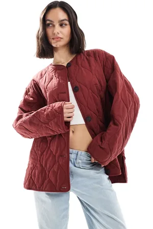ASOS Chaqueta guateada sin solapas con bajo irregular de -Sin color
