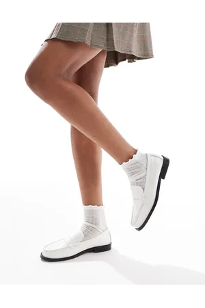 Schuh Mocasines clásicos blancos de cuero rugoso Lillian de