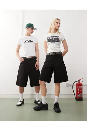 Weekday Pantalones cortos vaqueros negros holgados unisex Astro de