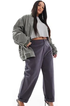 ASOS Pantalones de corte tapered con detalle de bajos vueltos de Curve