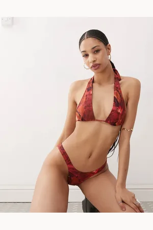 Motel Top de bikini rojo con estampado de flores de hibisco Cerry de