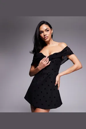 Murci Vestido corto con escote Bardot pronunciado y estampado de lunares de malla exclusivo de
