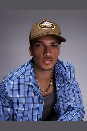 ASOS Gorra color con bordado de escorpión de -Marrón