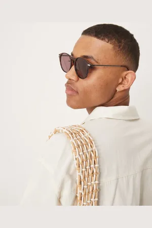 ASOS Gafas de sol oscuro redondas con lentes burdeos de