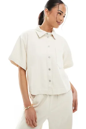 Pieces® Camisa color crema crudo de manga corta y corte cuadrado de sarga texturizada de algodón de (parte de un conjunto)-Blanco