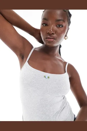 Cotton On Top de tirantes blancos con detalle de rosa de Cotton On