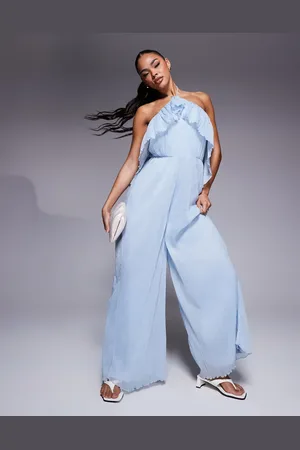 ASOS Mono largo de pernera ancha con cuello halter y detalle de volantes de tejido texturizado de