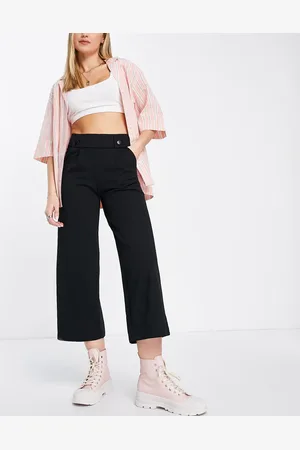 JDY Pantalones culotte negros con detalle de botón de